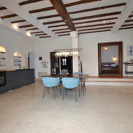Chesa Konoba Apartment Rovinj