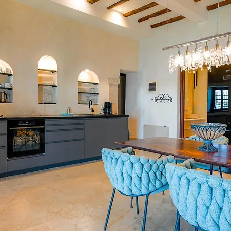 アパート Chesa Konoba ロヴィニ